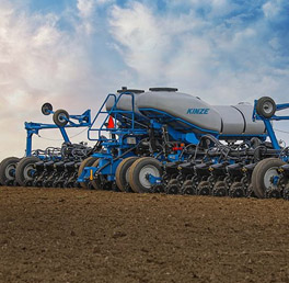 Kinze Planters at H&R Agr-Power