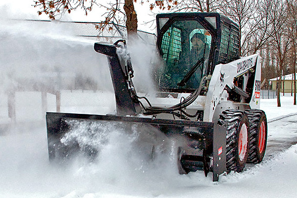 Farm King | Commercial Equipment | HD Hydraulic Snowblower for sale at H&R Agri-Power, Kentucky, Illinois, Tennessee, Alabama, Mississippi and Indiana
