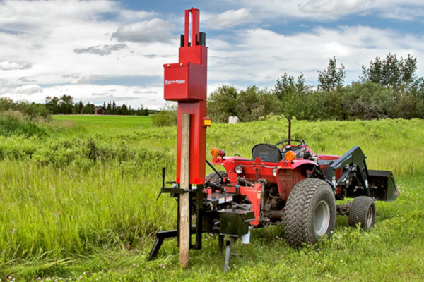 Farm King 1450 for sale at H&R Agri-Power, Kentucky, Illinois, Tennessee, Alabama, Mississippi and Indiana Farm King 1450 for sale at H&R Agri-Power, Kentucky, Illinois, Tennessee, Alabama, Mississippi and Indiana