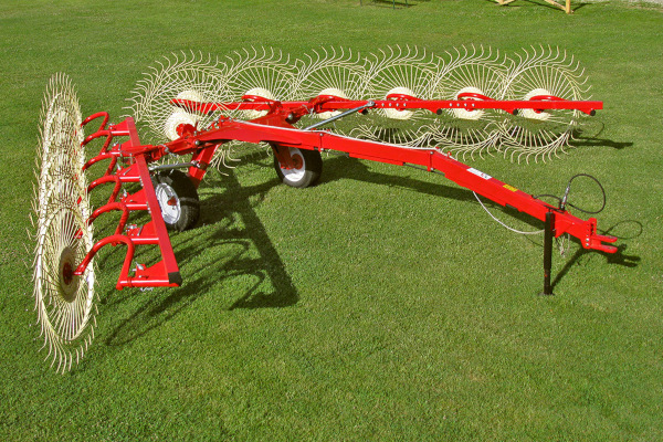 Farm King RB8 for sale at H&R Agri-Power, Kentucky, Illinois, Tennessee, Alabama, Mississippi and Indiana Farm King RB8 for sale at H&R Agri-Power, Kentucky, Illinois, Tennessee, Alabama, Mississippi and Indiana