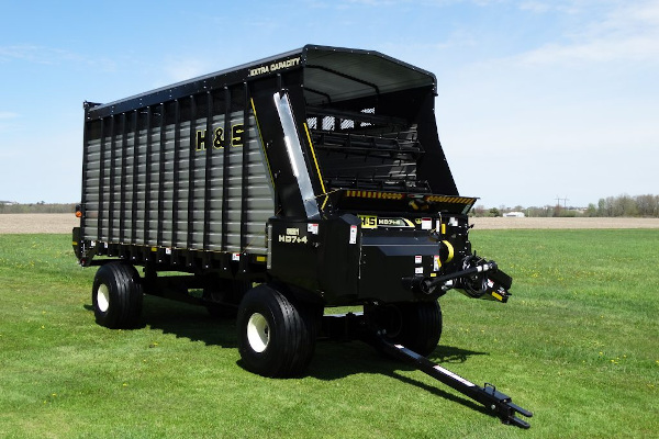 H&S 6221 for sale at H&R Agri-Power, Kentucky, Illinois, Tennessee, Alabama, Mississippi and Indiana H&S 6221 for sale at H&R Agri-Power, Kentucky, Illinois, Tennessee, Alabama, Mississippi and Indiana