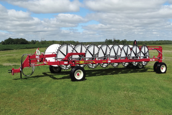H&S 7116 for sale at H&R Agri-Power, Kentucky, Illinois, Tennessee, Alabama, Mississippi and Indiana H&S 7116 for sale at H&R Agri-Power, Kentucky, Illinois, Tennessee, Alabama, Mississippi and Indiana