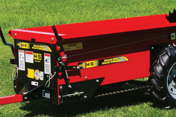 H&S | Manure Spreaders | Ground Drive Manure Spreaders for sale at H&R Agri-Power, Kentucky, Illinois, Tennessee, Alabama, Mississippi and Indiana