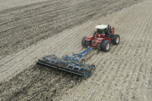 Kinze Mach Till 261 for sale at H&R Agri-Power, Kentucky, Illinois, Tennessee, Alabama, Mississippi and Indiana Kinze Mach Till 261 for sale at H&R Agri-Power, Kentucky, Illinois, Tennessee, Alabama, Mississippi and Indiana