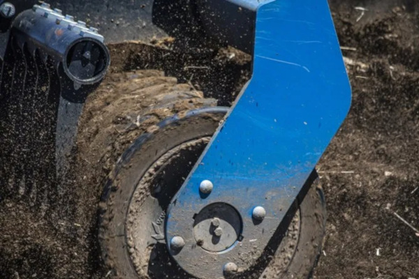 Kinze Mach Till 412 for sale at H&R Agri-Power, Kentucky, Illinois, Tennessee, Alabama, Mississippi and Indiana Kinze Mach Till 412 for sale at H&R Agri-Power, Kentucky, Illinois, Tennessee, Alabama, Mississippi and Indiana