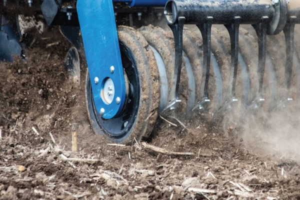 Kinze Mach Till 362 for sale at H&R Agri-Power, Kentucky, Illinois, Tennessee, Alabama, Mississippi and Indiana Kinze Mach Till 362 for sale at H&R Agri-Power, Kentucky, Illinois, Tennessee, Alabama, Mississippi and Indiana