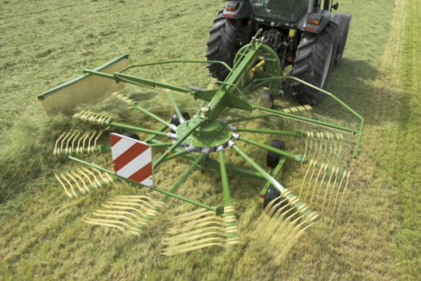 Krone | Single Rotor Rakes | Model Swadro 42 for sale at H&R Agri-Power, Kentucky, Illinois, Tennessee, Alabama, Mississippi and Indiana