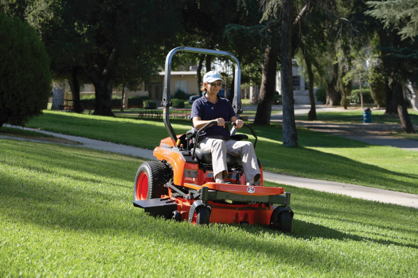 Kubota ZG222 for sale at H&R Agri-Power Kubota ZG222 for sale at H&R Agri-Power