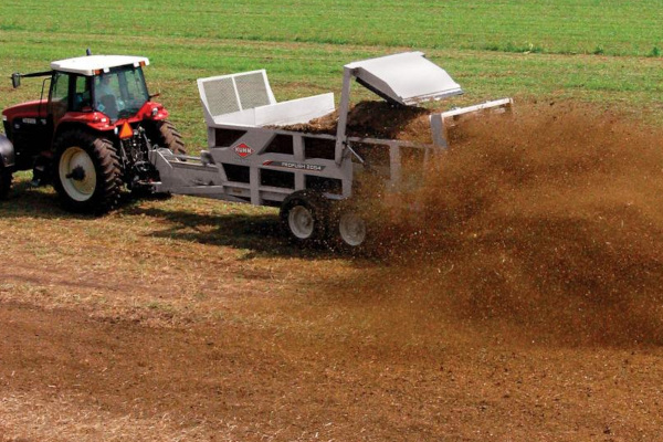 Kuhn | Rear-Discharge Spreaders | 2000 ProPush® Series for sale at H&R Agri-Power, Kentucky, Illinois, Tennessee, Alabama, Mississippi and Indiana