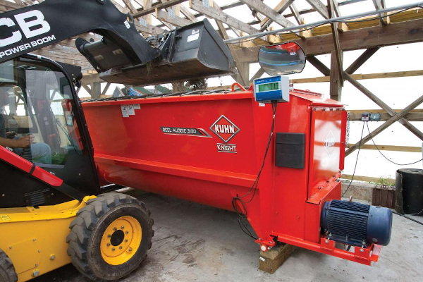 Kuhn | 3100 Series | Model 3120 Stationary for sale at H&R Agri-Power, Kentucky, Illinois, Tennessee, Alabama, Mississippi and Indiana