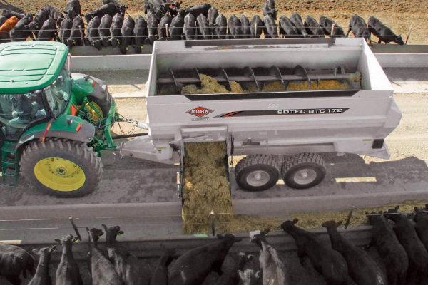 Kuhn | TMR Mixers | 4-Auger Horizontal Mixers for sale at H&R Agri-Power, Kentucky, Illinois, Tennessee, Alabama, Mississippi and Indiana