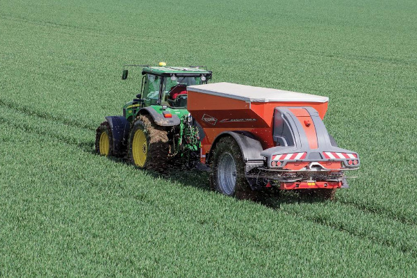 Kuhn | Fertilizer Spreaders | Axent™ 100.1 for sale at H&R Agri-Power, Kentucky, Illinois, Tennessee, Alabama, Mississippi and Indiana