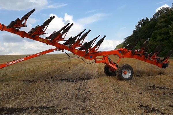 Kuhn CHALLENGER 8 NSH for sale at H&R Agri-Power, Kentucky, Illinois, Tennessee, Alabama, Mississippi and Indiana Kuhn CHALLENGER 8 NSH for sale at H&R Agri-Power, Kentucky, Illinois, Tennessee, Alabama, Mississippi and Indiana