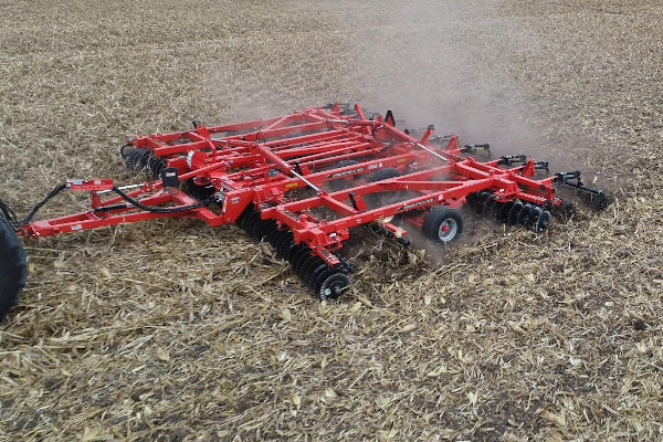 Kuhn 8010-14 for sale at H&R Agri-Power, Kentucky, Illinois, Tennessee, Alabama, Mississippi and Indiana Kuhn 8010-14 for sale at H&R Agri-Power, Kentucky, Illinois, Tennessee, Alabama, Mississippi and Indiana