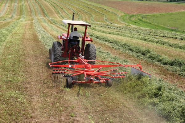 Kuhn | GA 4121 GM / 4220 TH / 4221 GTH / 4321 GM | Model GA 4221 GTH for sale at H&R Agri-Power, Kentucky, Illinois, Tennessee, Alabama, Mississippi and Indiana