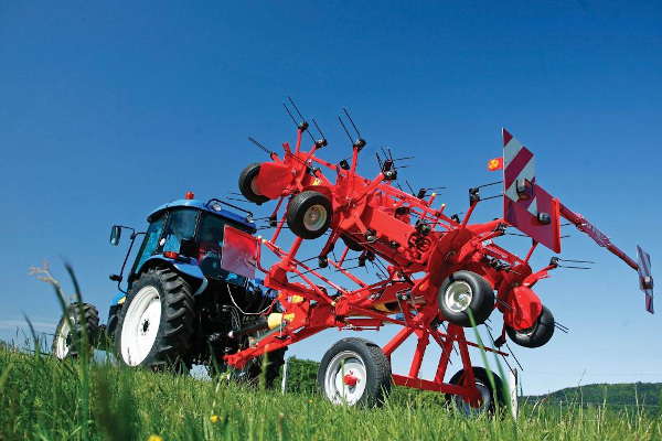 Kuhn | GF 1002 T Series | Model GF 7802 T GII for sale at H&R Agri-Power, Kentucky, Illinois, Tennessee, Alabama, Mississippi and Indiana