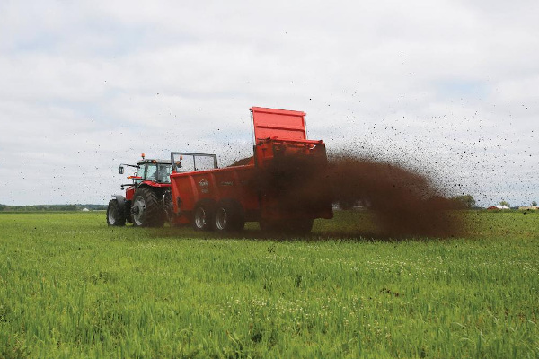 Kuhn PS 250 for sale at H&R Agri-Power, Kentucky, Illinois, Tennessee, Alabama, Mississippi and Indiana