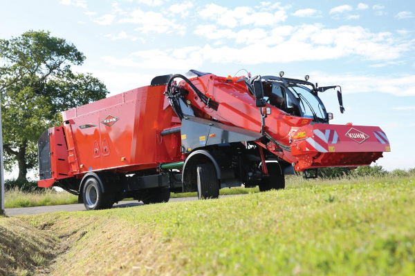 Kuhn SPW 25.2 CL for sale at H&R Agri-Power, Kentucky, Illinois, Tennessee, Alabama, Mississippi and Indiana Kuhn SPW 25.2 CL for sale at H&R Agri-Power, Kentucky, Illinois, Tennessee, Alabama, Mississippi and Indiana