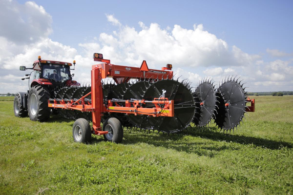 Kuhn | SR 800 series | Model SR 800-17 for sale at H&R Agri-Power, Kentucky, Illinois, Tennessee, Alabama, Mississippi and Indiana