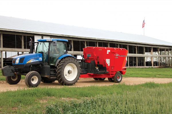 Kuhn | Vertical Mixers | VSL 200 Series for sale at H&R Agri-Power, Kentucky, Illinois, Tennessee, Alabama, Mississippi and Indiana