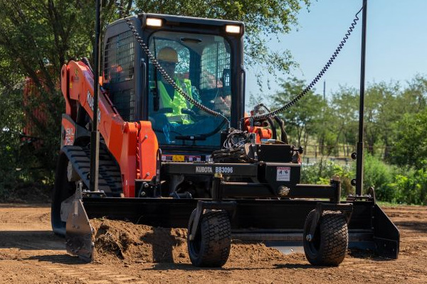 Land Pride | Dirtworking | BB30 Series Grading Box Blade for sale at H&R Agri-Power, Kentucky, Illinois, Tennessee, Alabama, Mississippi and Indiana