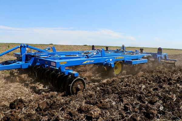 Landoll | 2100 Series | Coulter Chisel with Rigid Shear Bolt Shanks for sale at H&R Agri-Power, Kentucky, Illinois, Tennessee, Alabama, Mississippi and Indiana