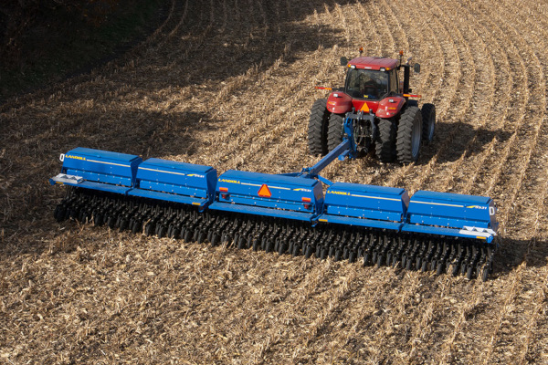 Landoll 5531-40x10 for sale at H&R Agri-Power, Kentucky, Illinois, Tennessee, Alabama, Mississippi and Indiana Landoll 5531-40x10 for sale at H&R Agri-Power, Kentucky, Illinois, Tennessee, Alabama, Mississippi and Indiana