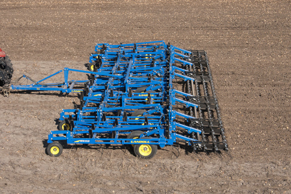 Landoll 9650-38 / 9650FH-38 for sale at H&R Agri-Power, Kentucky, Illinois, Tennessee, Alabama, Mississippi and Indiana Landoll 9650-38 / 9650FH-38 for sale at H&R Agri-Power, Kentucky, Illinois, Tennessee, Alabama, Mississippi and Indiana
