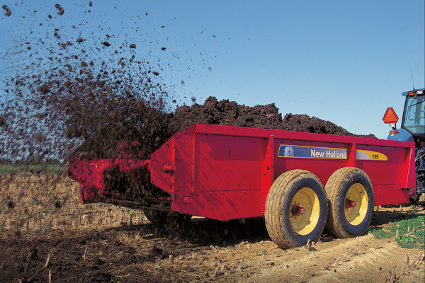 New Holland | Haytools & Spreaders | Box Spreaders for sale at H&R Agri-Power, Kentucky, Illinois, Tennessee, Alabama, Mississippi and Indiana