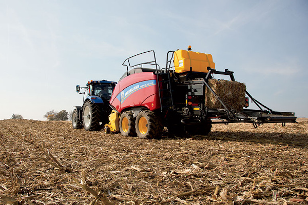 New Holland BigBaler 330 Plus for sale at H&R Agri-Power, Kentucky, Illinois, Tennessee, Alabama, Mississippi and Indiana New Holland BigBaler 330 Plus for sale at H&R Agri-Power, Kentucky, Illinois, Tennessee, Alabama, Mississippi and Indiana