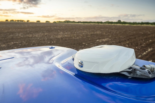 New Holland | Field | GNSS Positioning and Connectivity for sale at H&R Agri-Power, Kentucky, Illinois, Tennessee, Alabama, Mississippi and Indiana