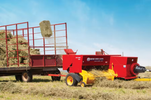 New Holland Hayliner® 275 for sale at H&R Agri-Power, Kentucky, Illinois, Tennessee, Alabama, Mississippi and Indiana New Holland Hayliner® 275 for sale at H&R Agri-Power, Kentucky, Illinois, Tennessee, Alabama, Mississippi and Indiana