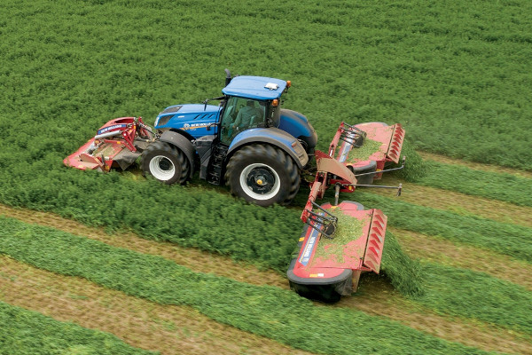 New Holland | Haytools & Spreaders | MegaCutter Triple Disc Mower-Conditioners for sale at H&R Agri-Power, Kentucky, Illinois, Tennessee, Alabama, Mississippi and Indiana