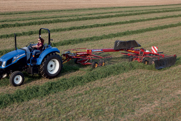 New Holland | Haytools & Spreaders | ProRotor Rotary Rakes for sale at H&R Agri-Power, Kentucky, Illinois, Tennessee, Alabama, Mississippi and Indiana