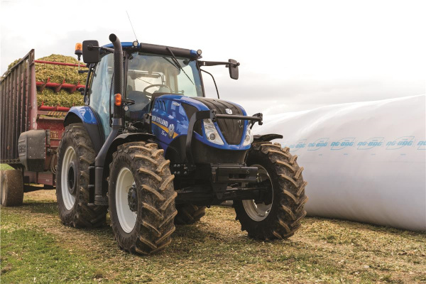 New Holland T6.145 Auto Command for sale at H&R Agri-Power, Kentucky, Illinois, Tennessee, Alabama, Mississippi and Indiana New Holland T6.145 Auto Command for sale at H&R Agri-Power, Kentucky, Illinois, Tennessee, Alabama, Mississippi and Indiana