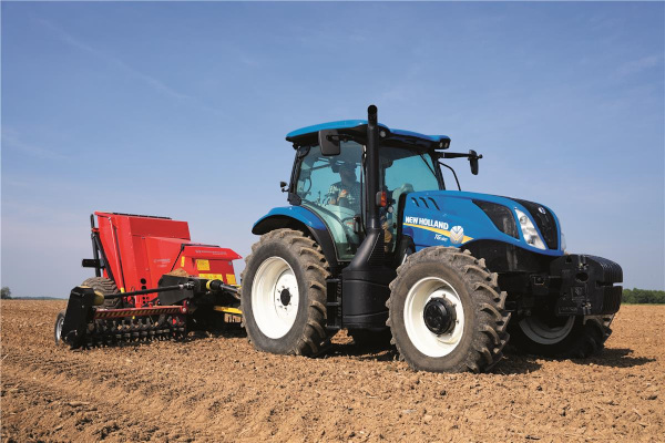 New Holland T6.180 Auto Command for sale at H&R Agri-Power, Kentucky, Illinois, Tennessee, Alabama, Mississippi and Indiana New Holland T6.180 Auto Command for sale at H&R Agri-Power, Kentucky, Illinois, Tennessee, Alabama, Mississippi and Indiana