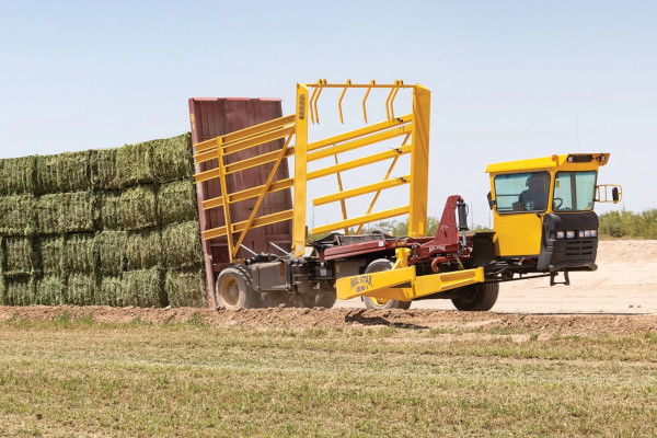 New Holland | Haytools & Spreaders | Stackcruiser® Self-Propelled Bale Wagons for sale at H&R Agri-Power, Kentucky, Illinois, Tennessee, Alabama, Mississippi and Indiana