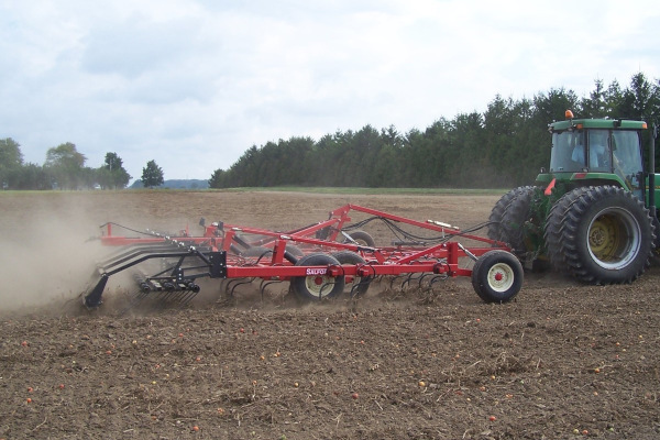 Salford | Cultivators | 450 S-Tine and C-Shank Cultivators for sale at H&R Agri-Power, Kentucky, Illinois, Tennessee, Alabama, Mississippi and Indiana