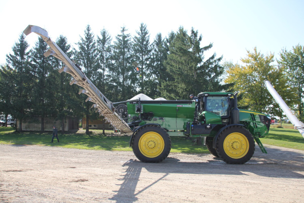 Salford John Deere® Chassis Mounted Air Boom for sale at H&R Agri-Power, Kentucky, Illinois, Tennessee, Alabama, Mississippi and Indiana Salford John Deere® Chassis Mounted Air Boom for sale at H&R Agri-Power, Kentucky, Illinois, Tennessee, Alabama, Mississippi and Indiana