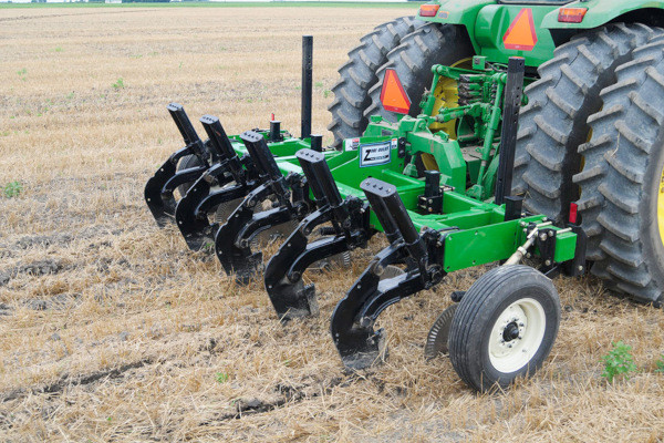 Unverferth | Zone-Builder® Subsoiler | Model 122 Spring-Cushioned Reset for sale at H&R Agri-Power, Kentucky, Illinois, Tennessee, Alabama, Mississippi and Indiana