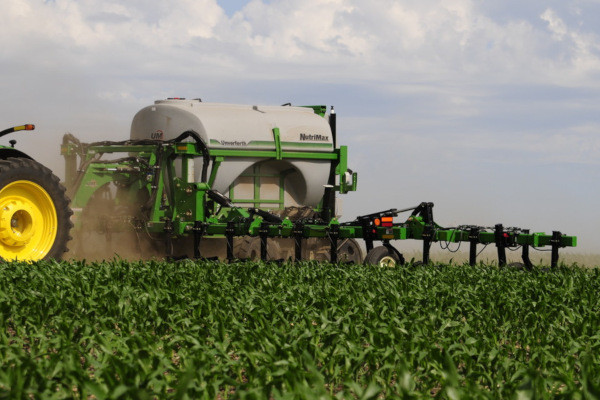 Unverferth 1800 - 66'/60' for sale at H&R Agri-Power, Kentucky, Illinois, Tennessee, Alabama, Mississippi and Indiana Unverferth 1800 - 66'/60' for sale at H&R Agri-Power, Kentucky, Illinois, Tennessee, Alabama, Mississippi and Indiana