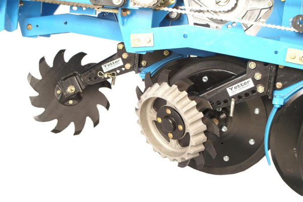 Yetter | Twin-Row Row Cleaner | Model 2967-003 Twin-Row Row Cleaner for sale at H&R Agri-Power, Kentucky, Illinois, Tennessee, Alabama, Mississippi and Indiana