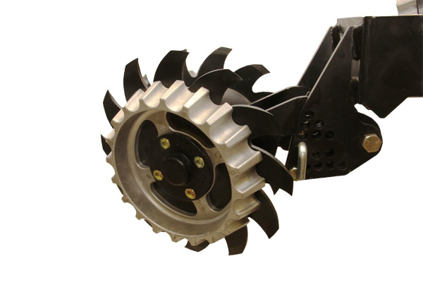 Yetter | 2967-013A/014A Short, Narrow Floating Row Cleaner | Model 2967-014A Short for sale at H&R Agri-Power, Kentucky, Illinois, Tennessee, Alabama, Mississippi and Indiana