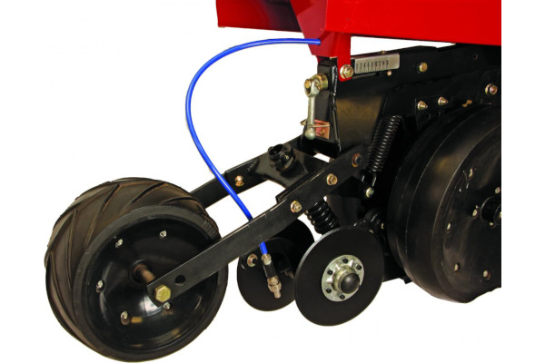 Yetter 2968-030 Row-Unit Mount In-Between Fertilizer Opener for Case IH for sale at H&R Agri-Power, Kentucky, Illinois, Tennessee, Alabama, Mississippi and Indiana Yetter 2968-030 Row-Unit Mount In-Between Fertilizer Opener for Case IH for sale at H&R Agri-Power, Kentucky, Illinois, Tennessee, Alabama, Mississippi and Indiana