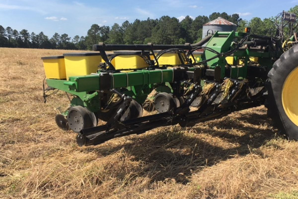Yetter | Cover Crop Roller | Model 5500 Cover Crop Devastator™ - Cover Crop Roller Attachment for sale at H&R Agri-Power, Kentucky, Illinois, Tennessee, Alabama, Mississippi and Indiana