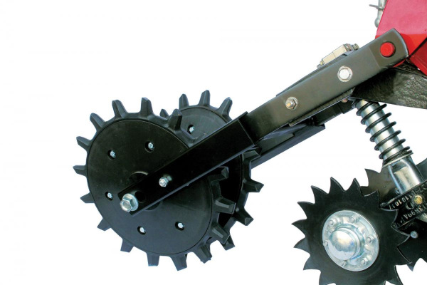 Yetter 6200 Twister Conversion Kit for Case IH for sale at H&R Agri-Power, Kentucky, Illinois, Tennessee, Alabama, Mississippi and Indiana Yetter 6200 Twister Conversion Kit for Case IH for sale at H&R Agri-Power, Kentucky, Illinois, Tennessee, Alabama, Mississippi and Indiana