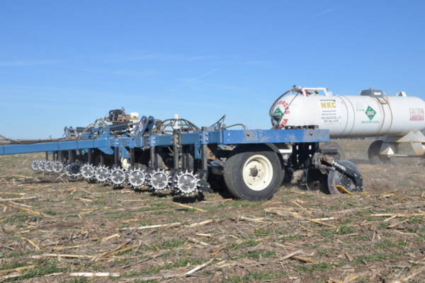 Yetter | Planting Equipment | Row Cleaners for sale at H&R Agri-Power, Kentucky, Illinois, Tennessee, Alabama, Mississippi and Indiana