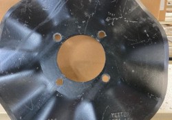 nneYetter Coulter 14”  8 wave  4 hole for sale