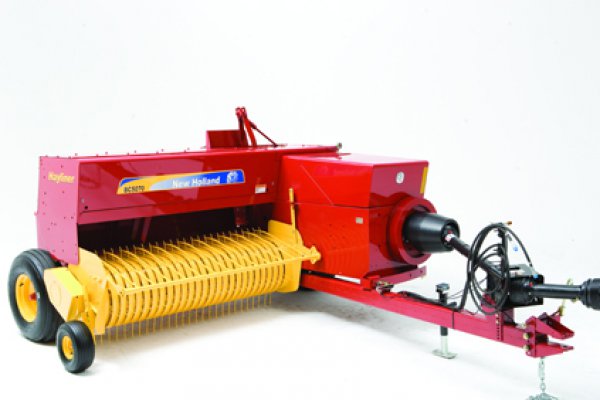New Holland Ag Products BC5070 Hayliner for sale at H&R Agri-Power New Holland Ag Products BC5070 Hayliner for sale at H&R Agri-Power