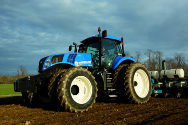 New Holland Ag Products Genesis T8.410 for sale at H&R Agri-Power New Holland Ag Products Genesis T8.410 for sale at H&R Agri-Power
